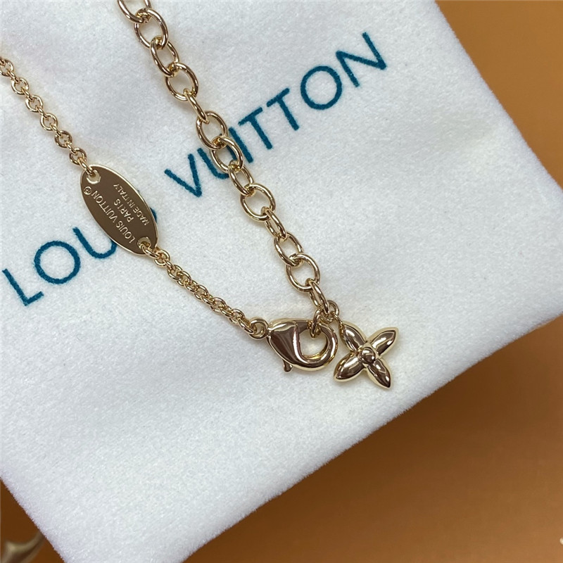l0vis vvtt0n D1am0nd clover necklace