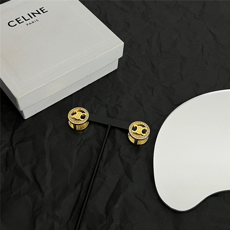 Ce1i*e new earrings