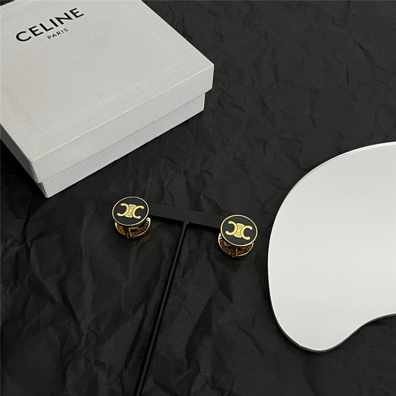 Ce1i*e new earrings