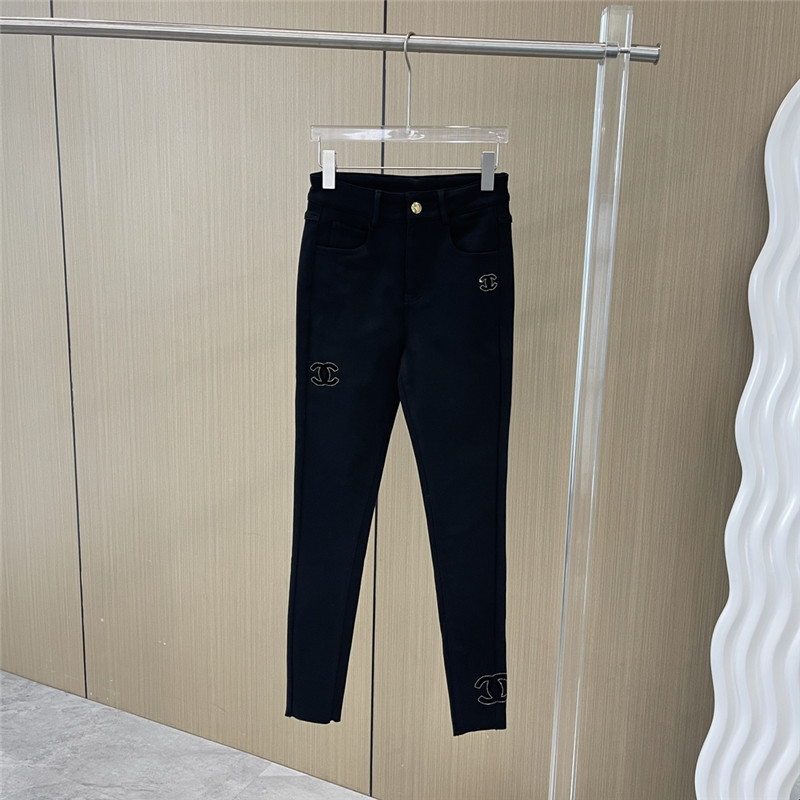 Ch**el fleece pencil pants