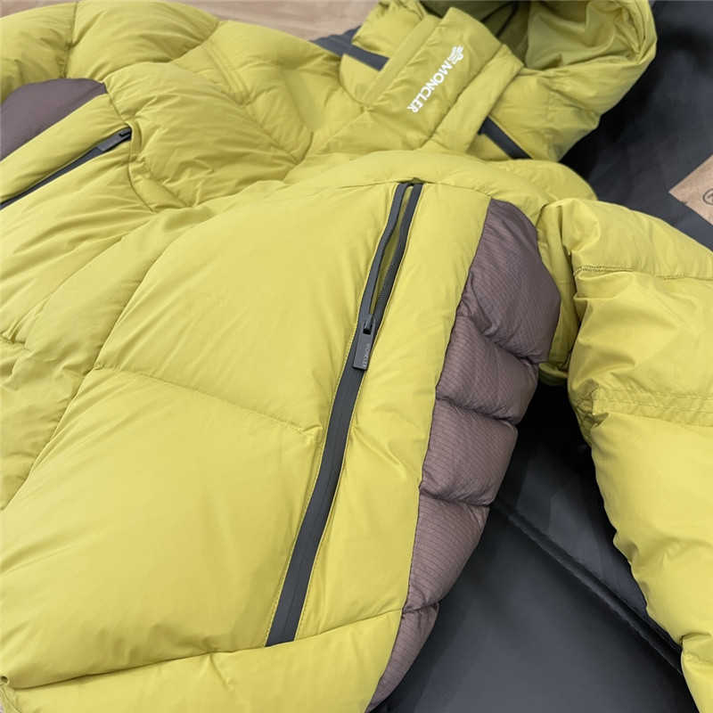 Moncler black label Jarama short down jacket