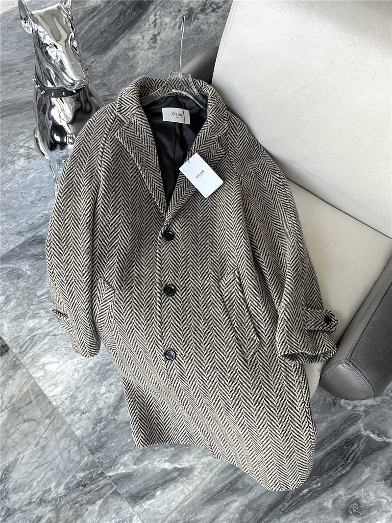 Ce1i*e old money style wool coat