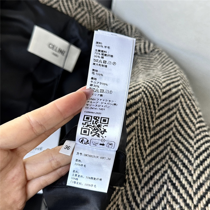 Ce1i*e old money style wool coat