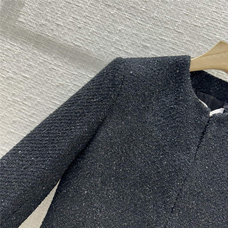 Va1e*ntin0 feather sleeve glossy black tweed coat