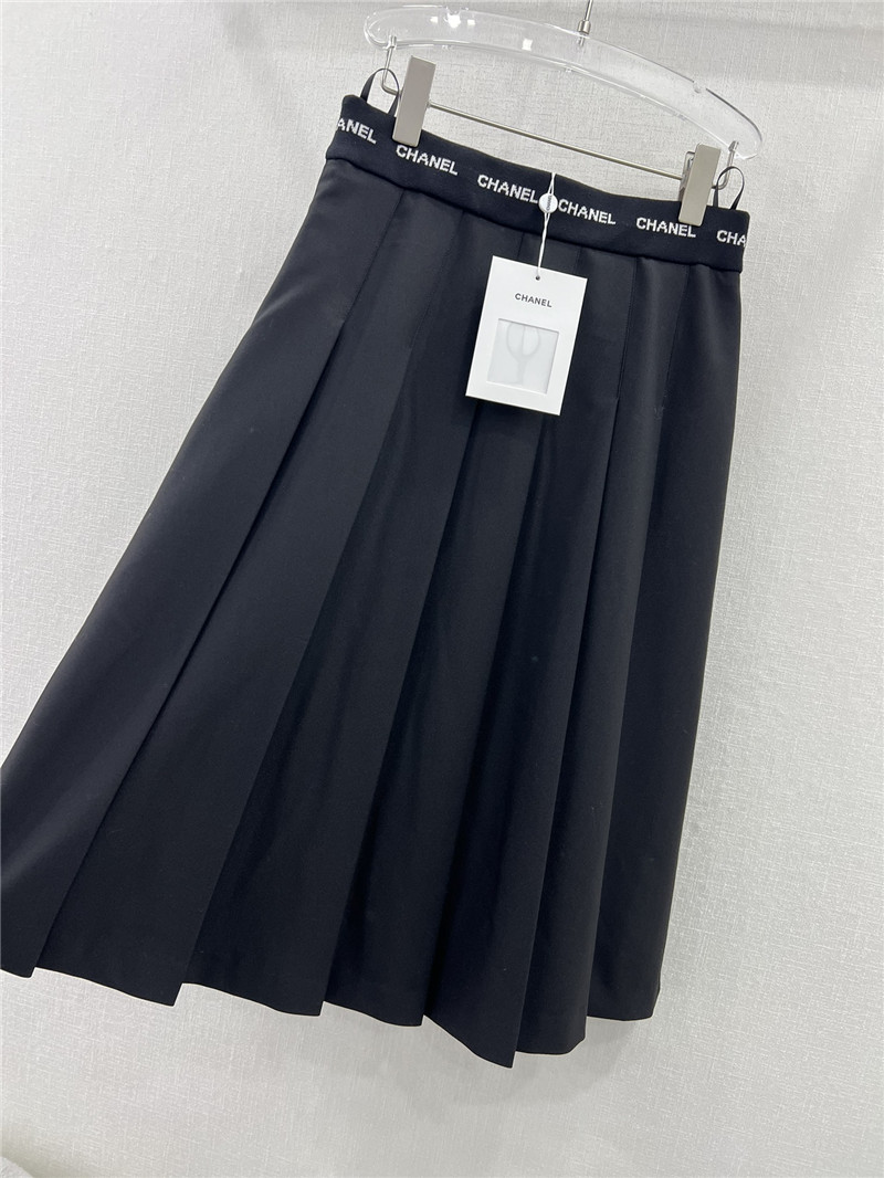 Ch**el waistband letter logo web pleated skirt