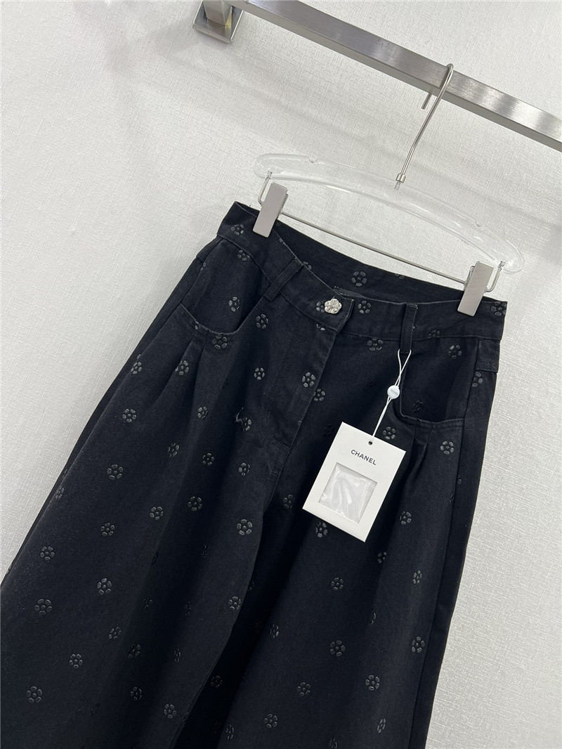 Ch**el new laminated camellia wide leg pants