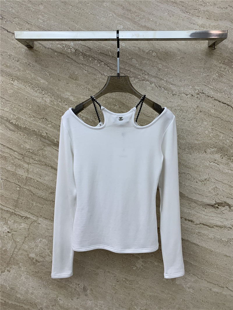 Ch**el off-shoulder long-sleeved bottoming t-shirt
