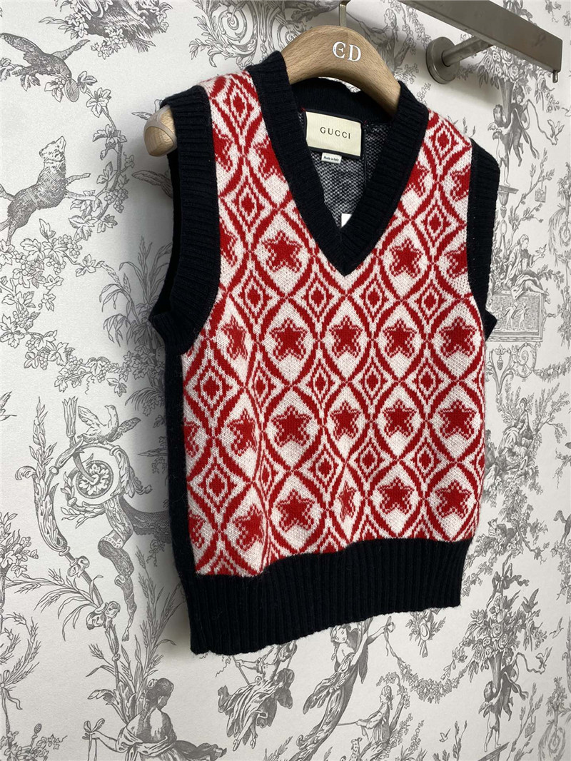Gvc*1 monogram wool knitted vest