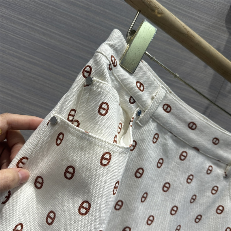 H**me5 new color pig nose logo denim skirt