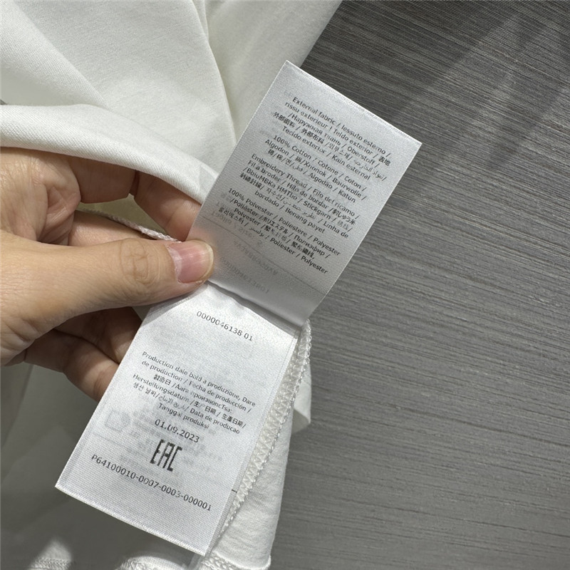 Va1e*ntin0 three-dimensional butterfly cotton t-shirt