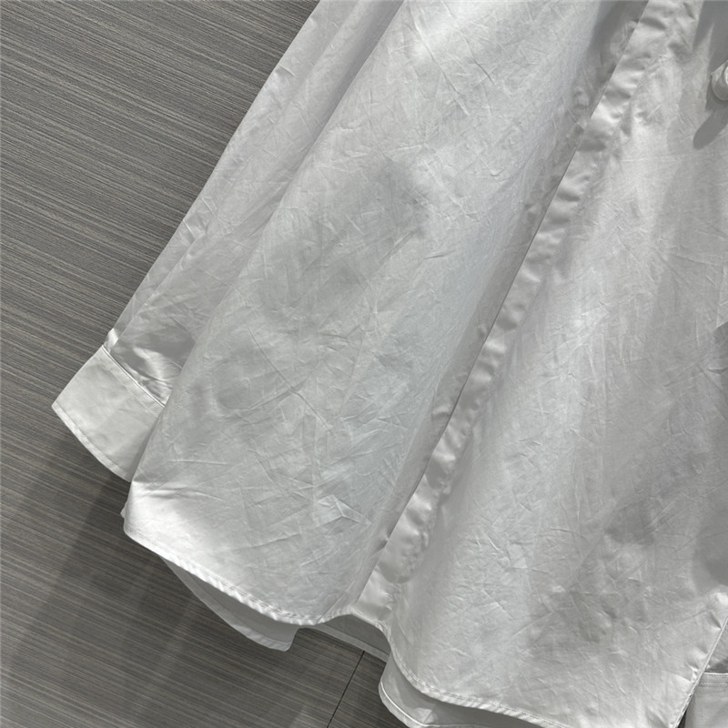 Va1e*ntin0 three-dimensional butterfly large shirt