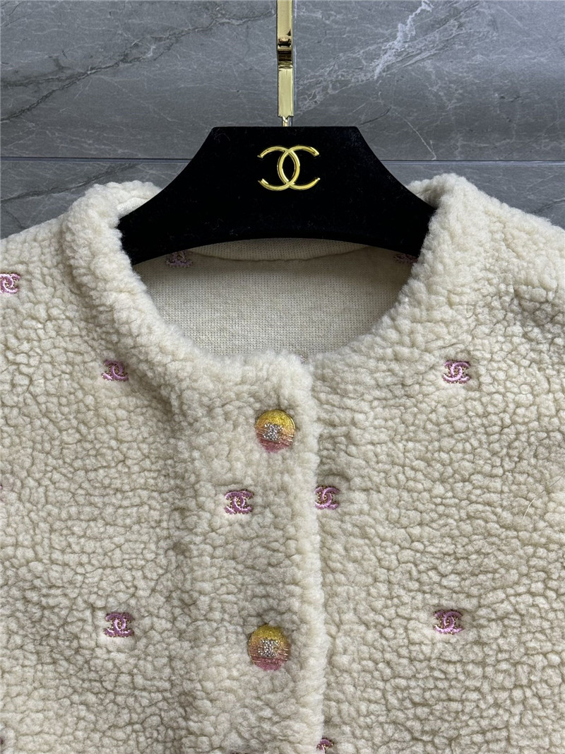 Ch**el logo embroidered lambswool vest