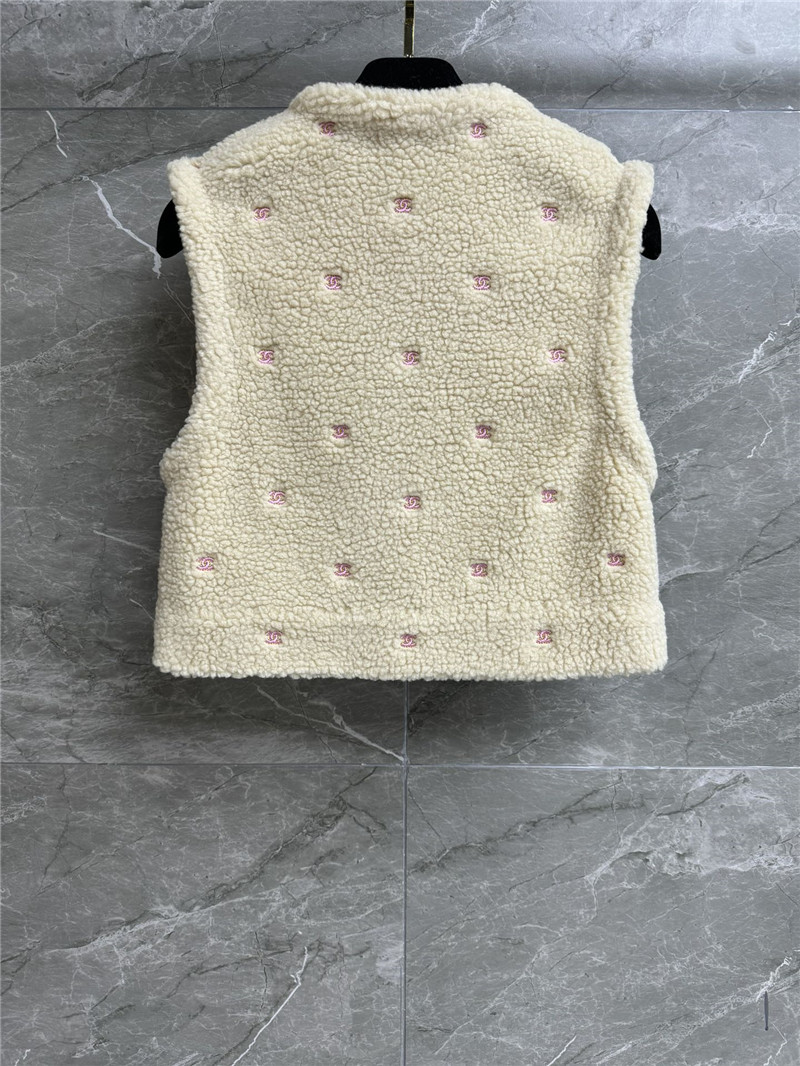 Ch**el logo embroidered lambswool vest