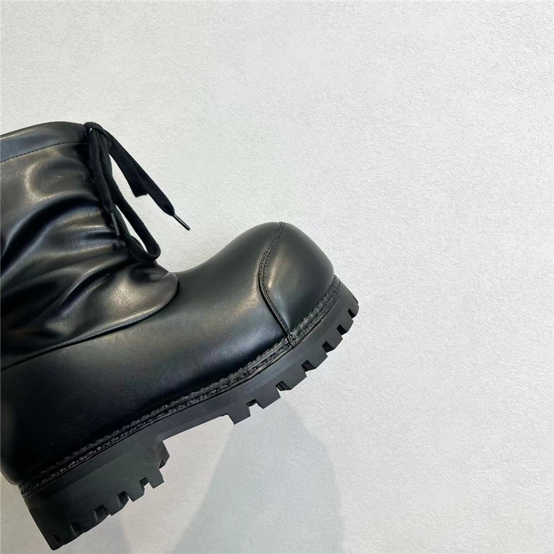 Ba1en*iaga alaska boots black