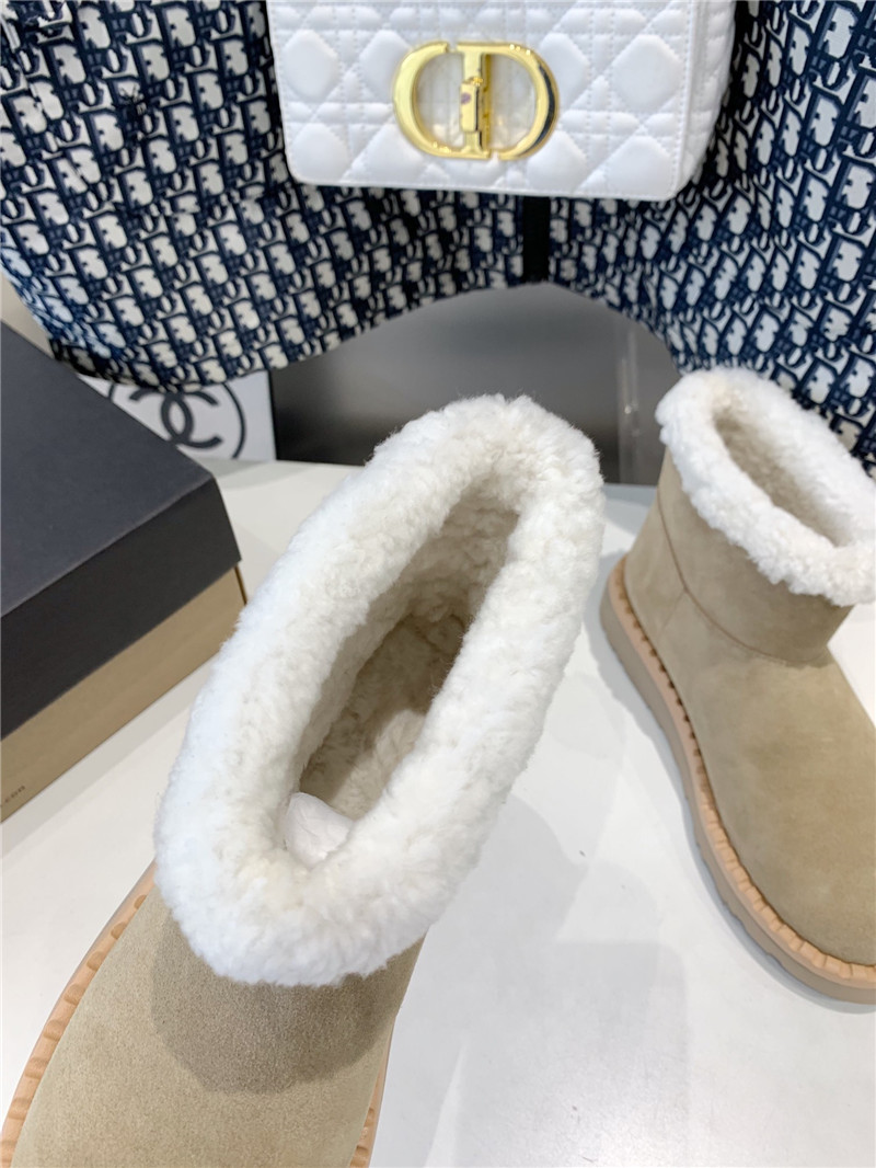 UGG Shearling Beige Suede Boots