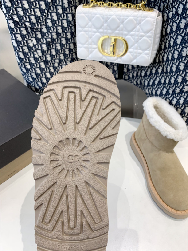 UGG Shearling Beige Suede Boots