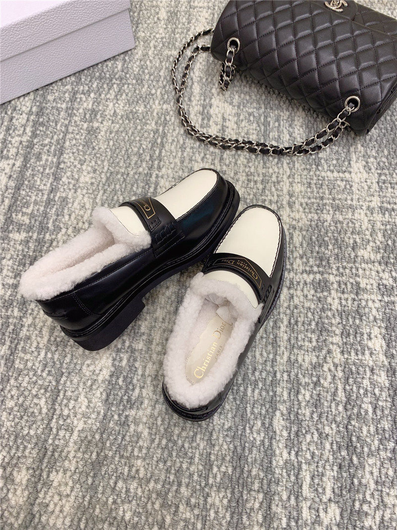 D10r new wool loafers