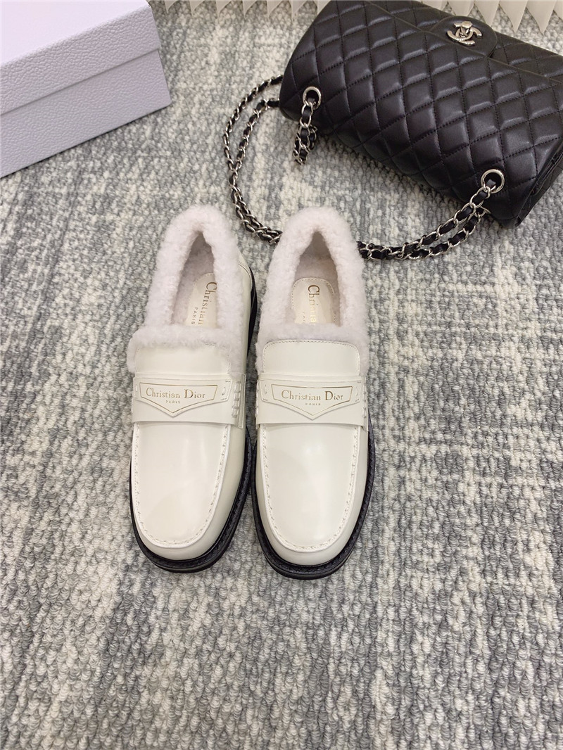 D10r new wool loafers