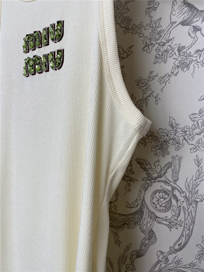 m1um1u new D1am0nd knitted vest