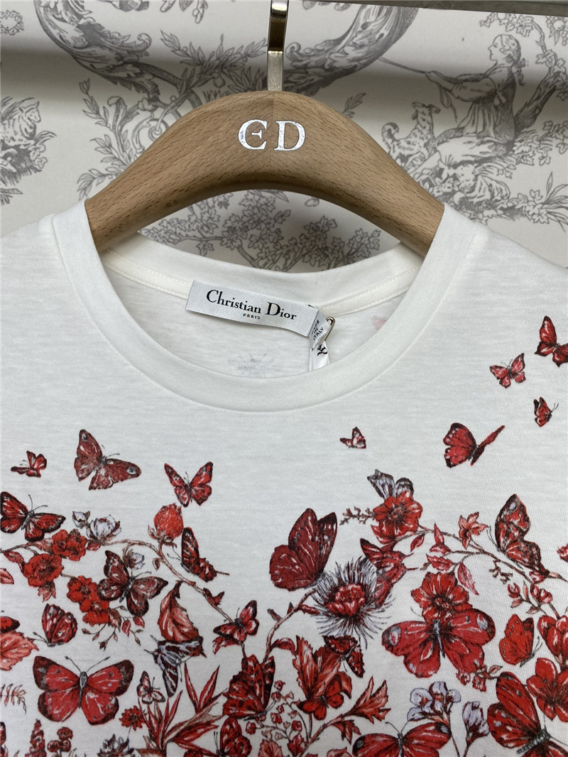 D10r valentine’s day limited butterfly t-shirt