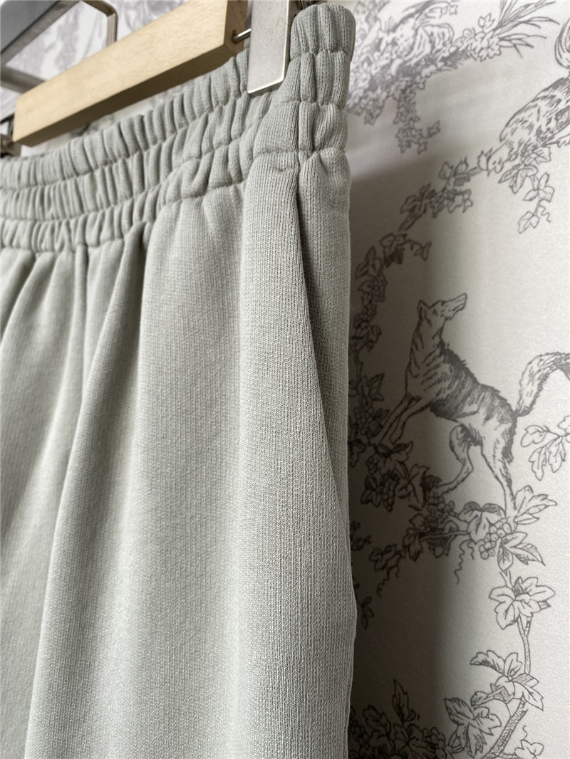 Pra*a new feather trousers