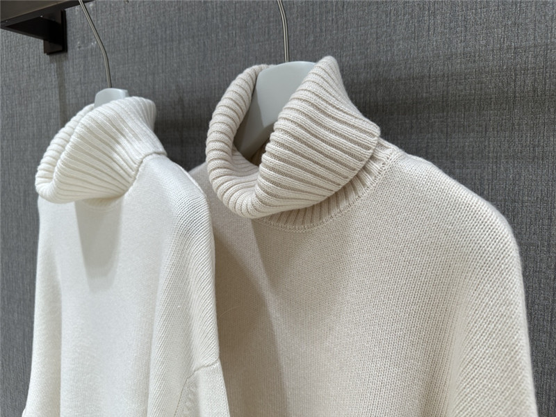 BC Bow British Threaded Cashmere Suit