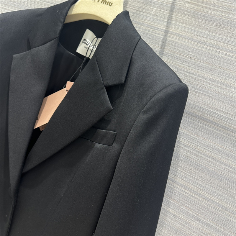 Pra*a lady style feather haute couture suit