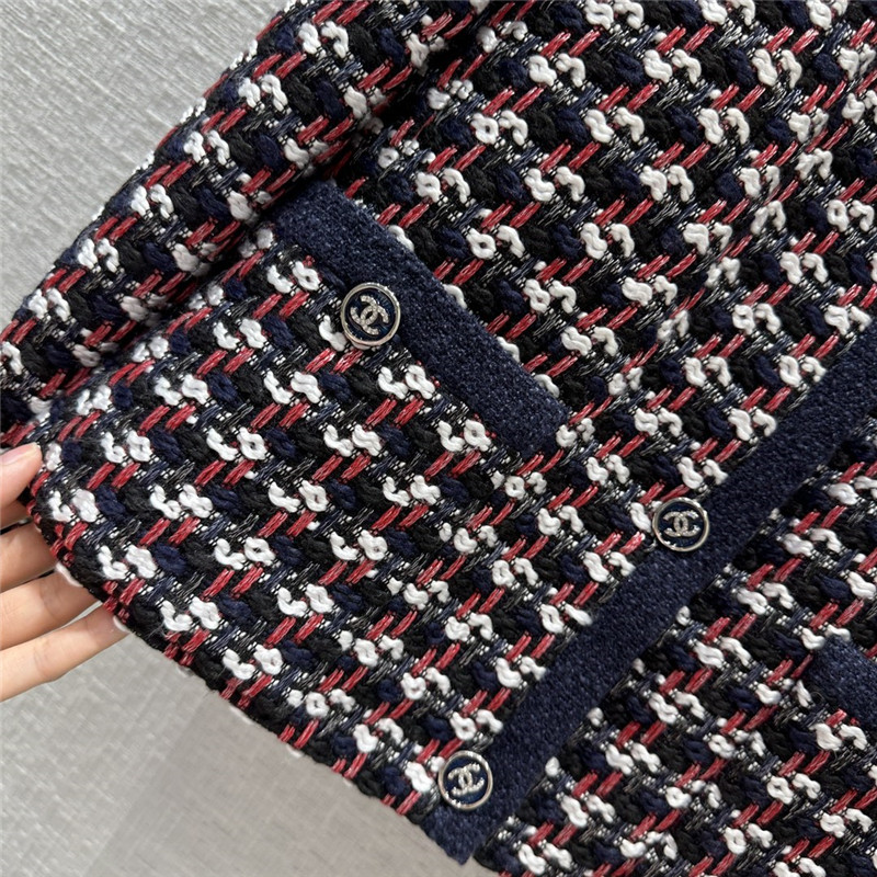 Ch**el stand collar short coat