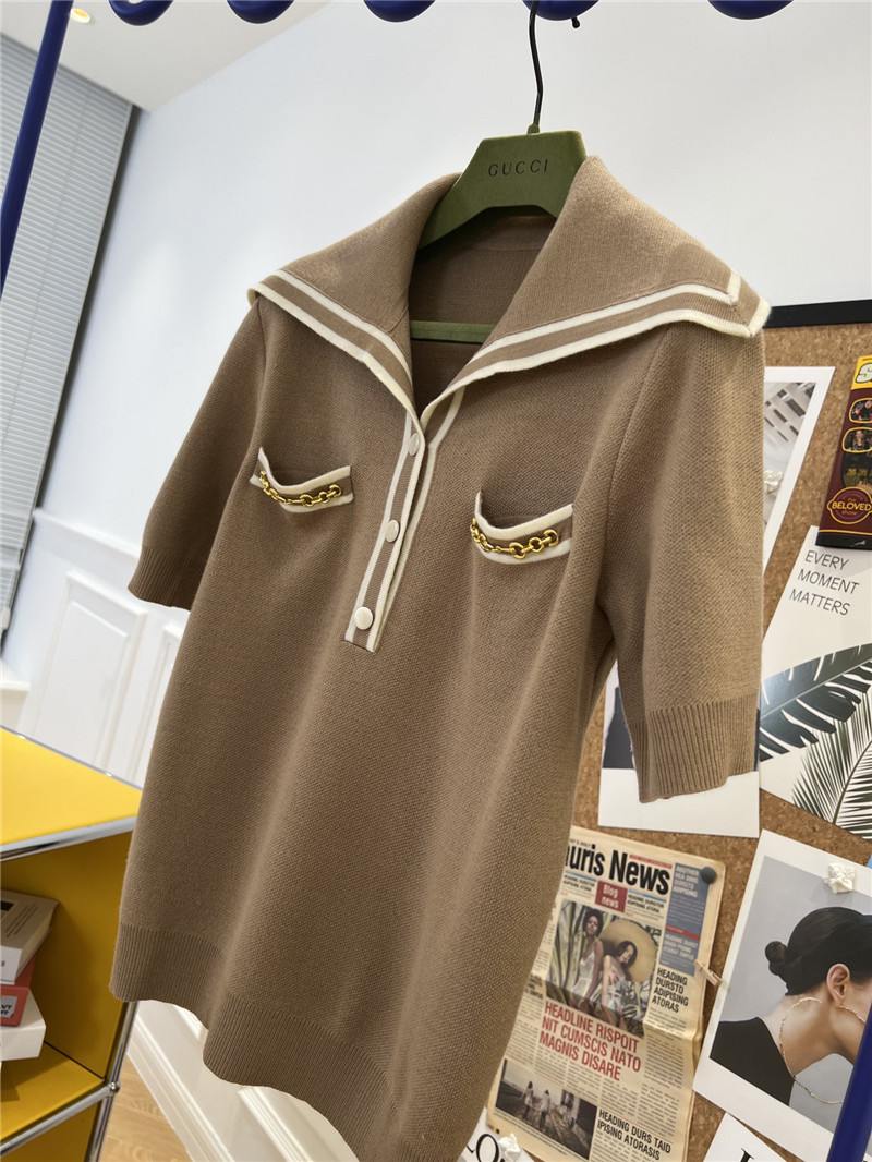 Gvc*1 horsebit shawl collar sweater