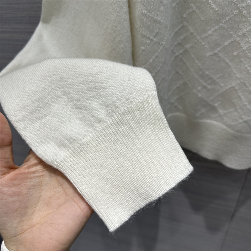 BC Jacquard Cashmere Sweater in White