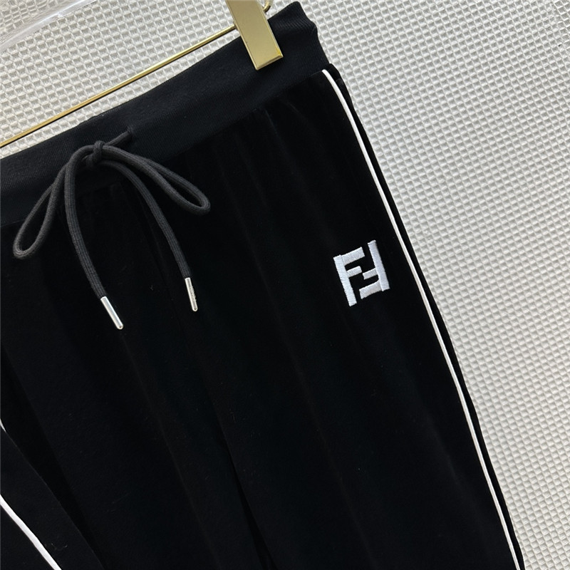 F**di hooded contrasting velvet top + casual pants set