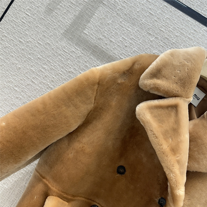 M1um1u double-breasted short and medium fur coat
