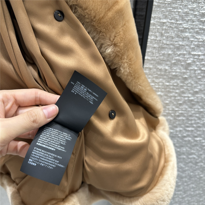 M1um1u double-breasted short and medium fur coat