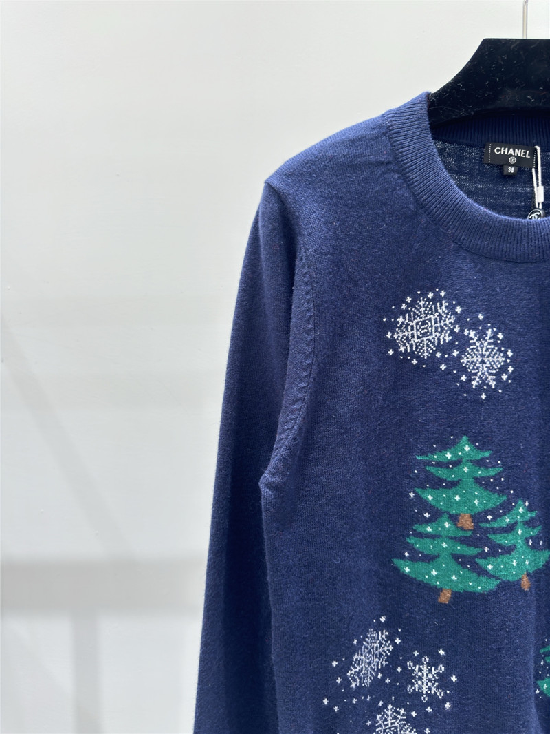 Ch**el christmas knitted sweater in navy