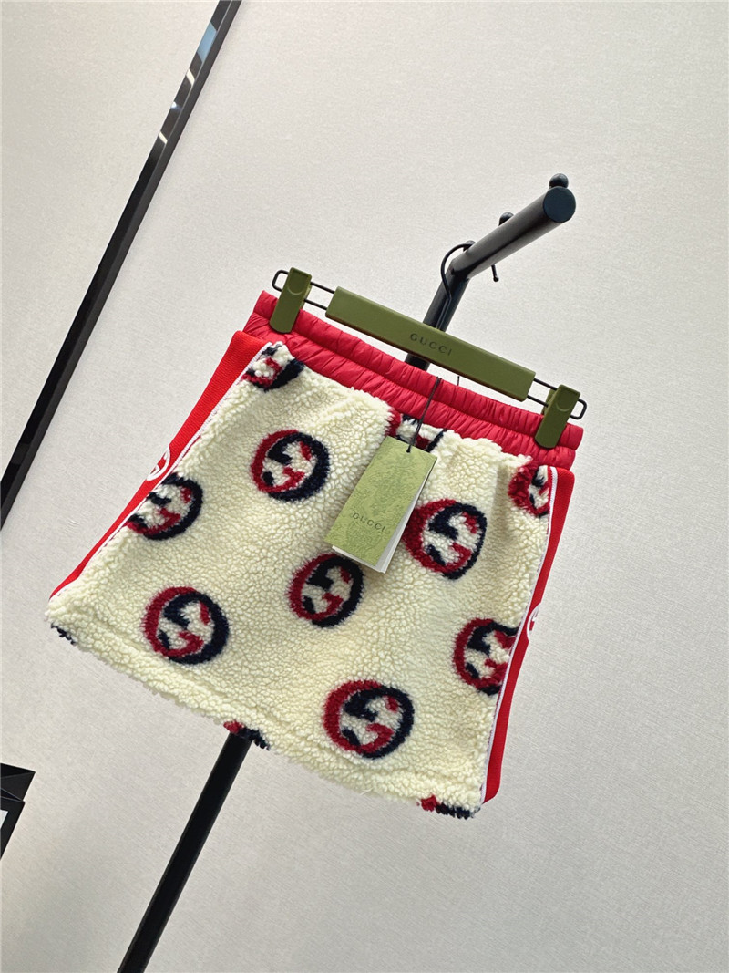 Gvc*1 lamb wool skirt