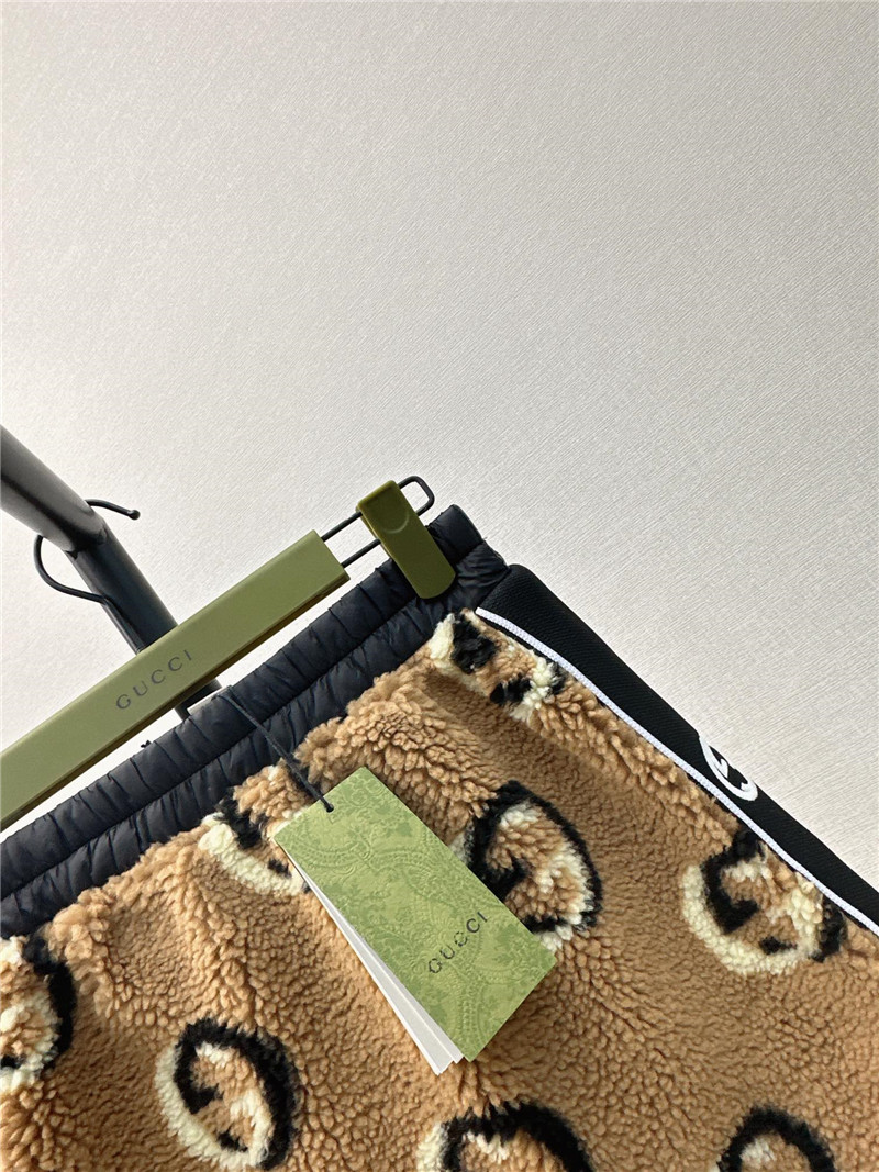 Gvc*1 lamb wool skirt