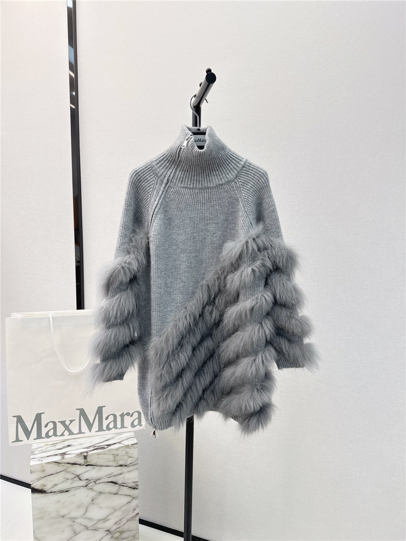 Vanitoo Faux Fur Turtleneck Sweater Grey
