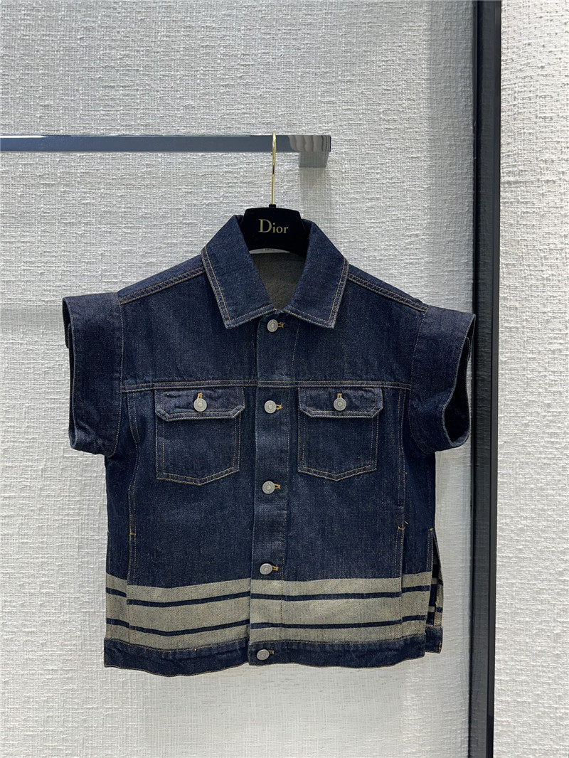 D10r silhouette denim vest