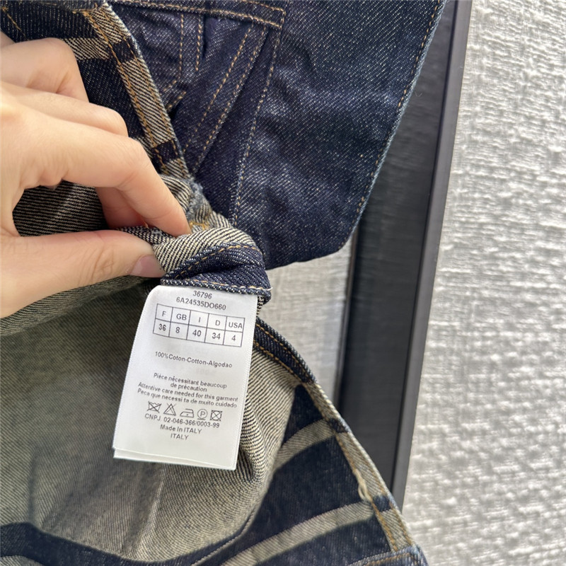 D10r silhouette denim vest