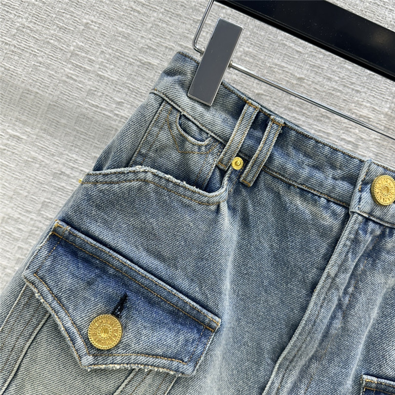 Ba1en*iaga vintage gold button denim skirt