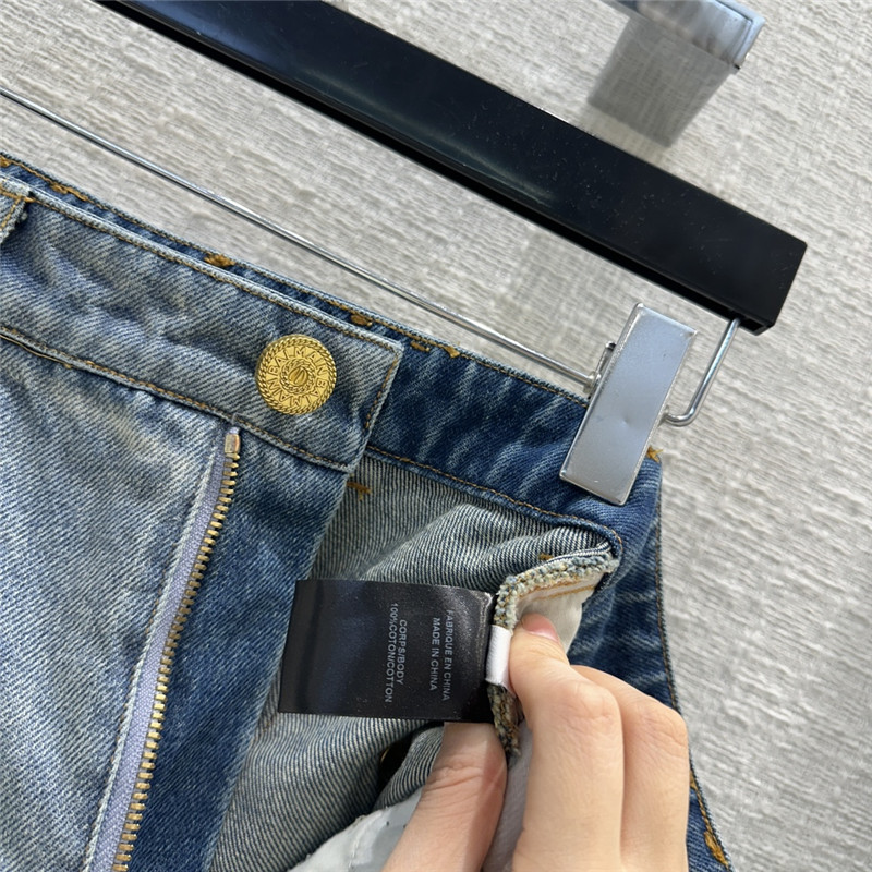 Ba1en*iaga vintage gold button denim skirt