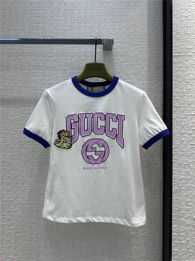 Gucci little flying dragon embroidered logo printed cotton T-shirt