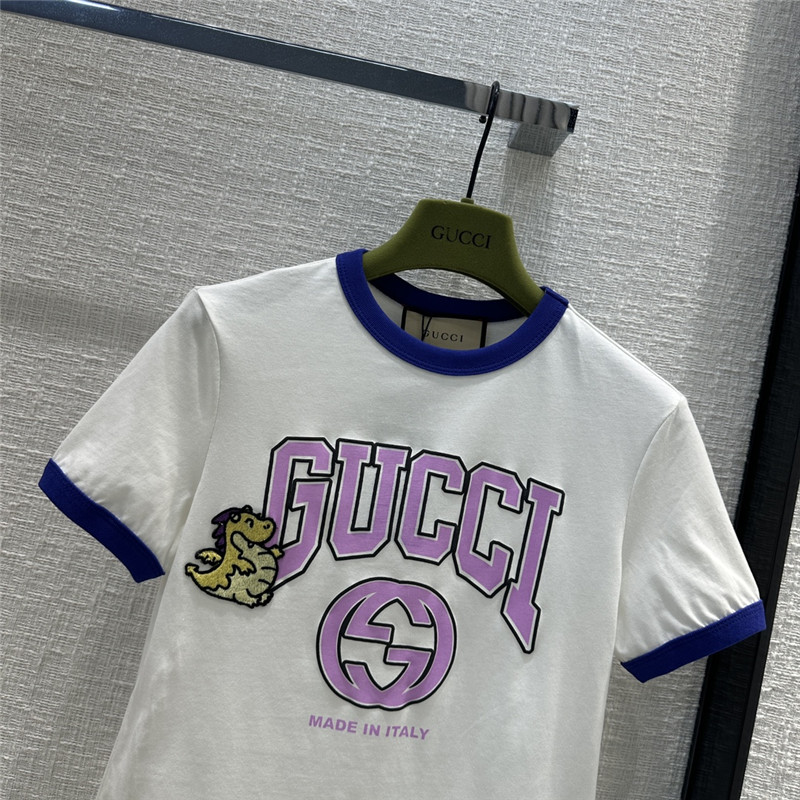Gucci little flying dragon embroidered logo printed cotton T-shirt