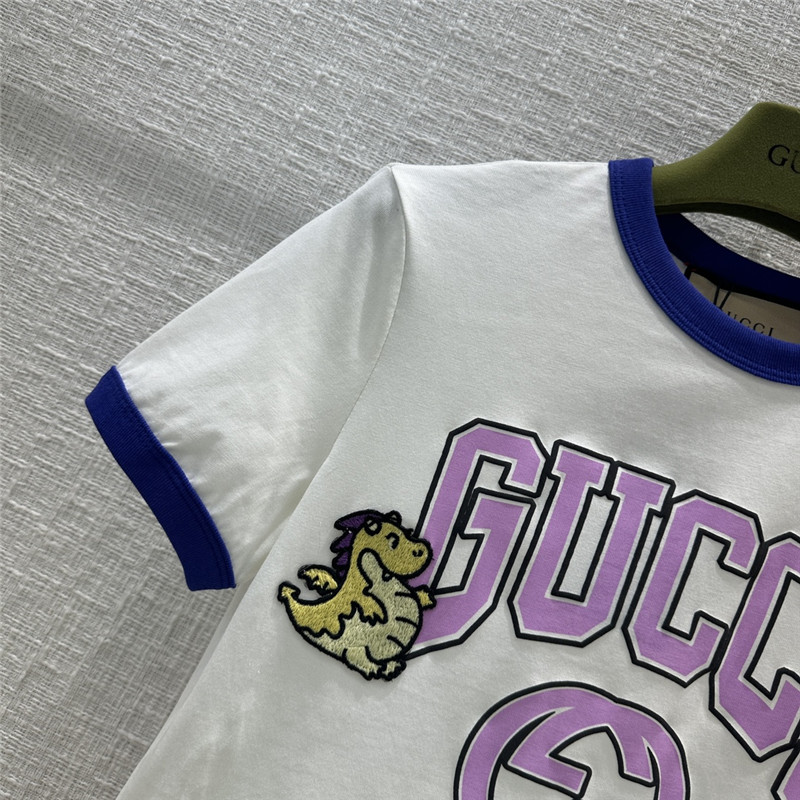 Gucci little flying dragon embroidered logo printed cotton T-shirt