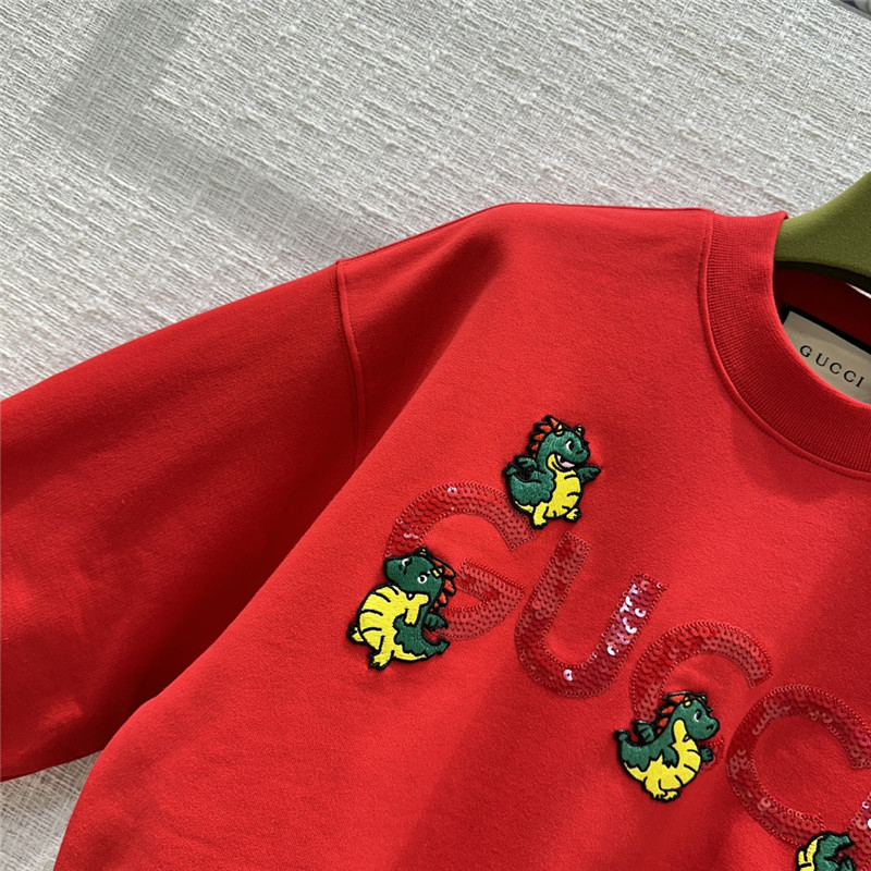 Gvc*1 sequined logo sweatshirt red