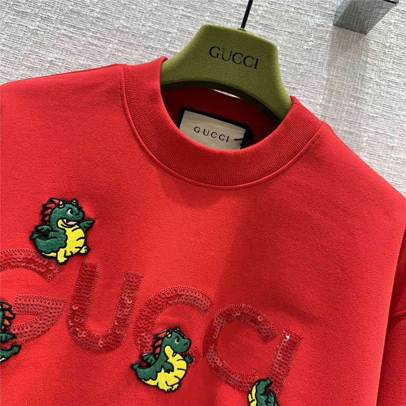 Gvc*1 sequined logo sweatshirt red