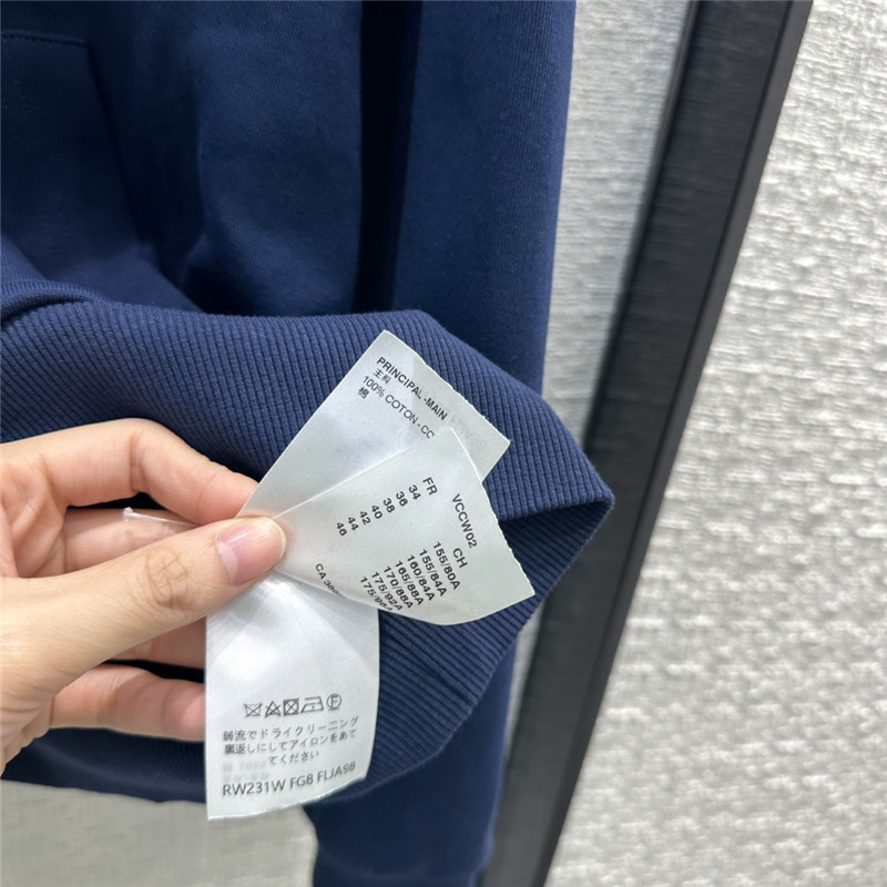 l0vis Vvtt0n lv sports sweatshirt suit