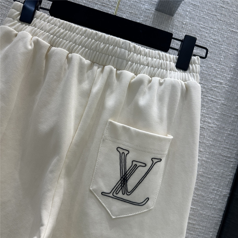 l0vis Vvtt0n lv sports sweatshirt suit