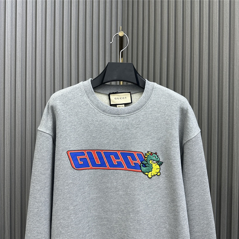 Gvc*1 logo crew neck sweatshirt
