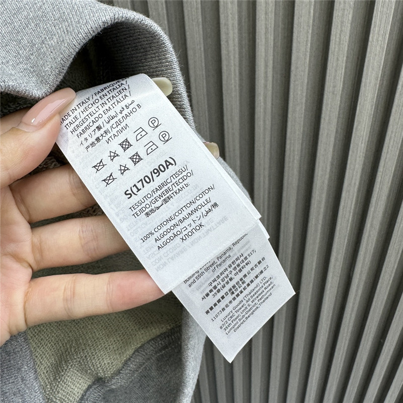 Gvc*1 logo crew neck sweatshirt